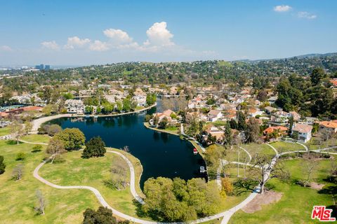 A home in Calabasas