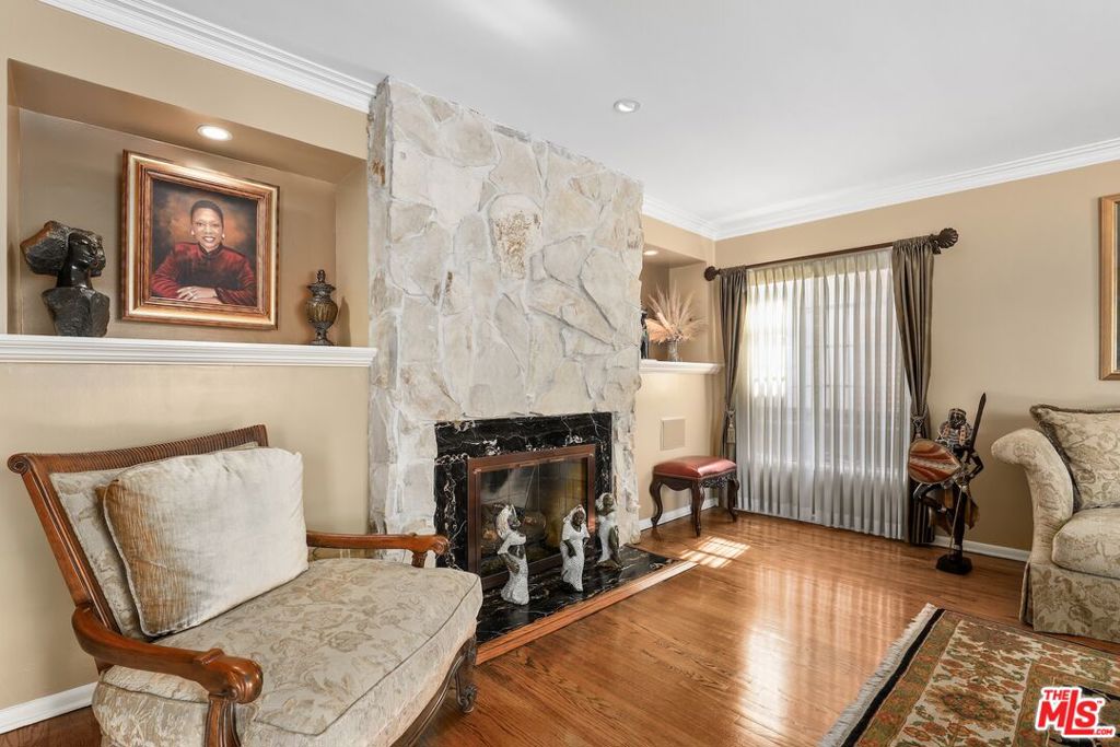 4152 Mount Vernon Drive