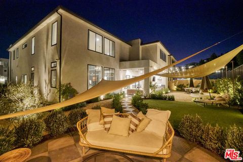 A home in Porter Ranch