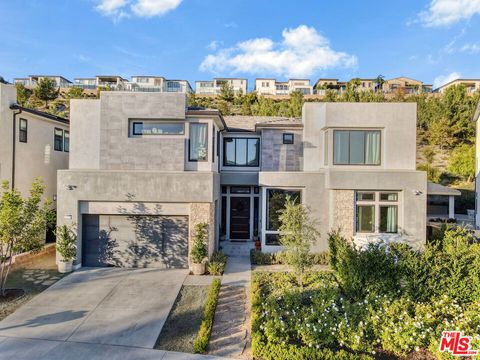 A home in Porter Ranch