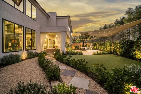 A home in Porter Ranch