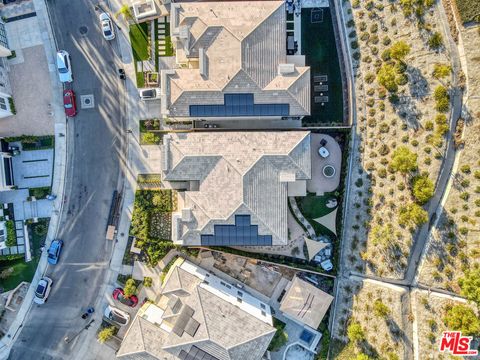 A home in Porter Ranch