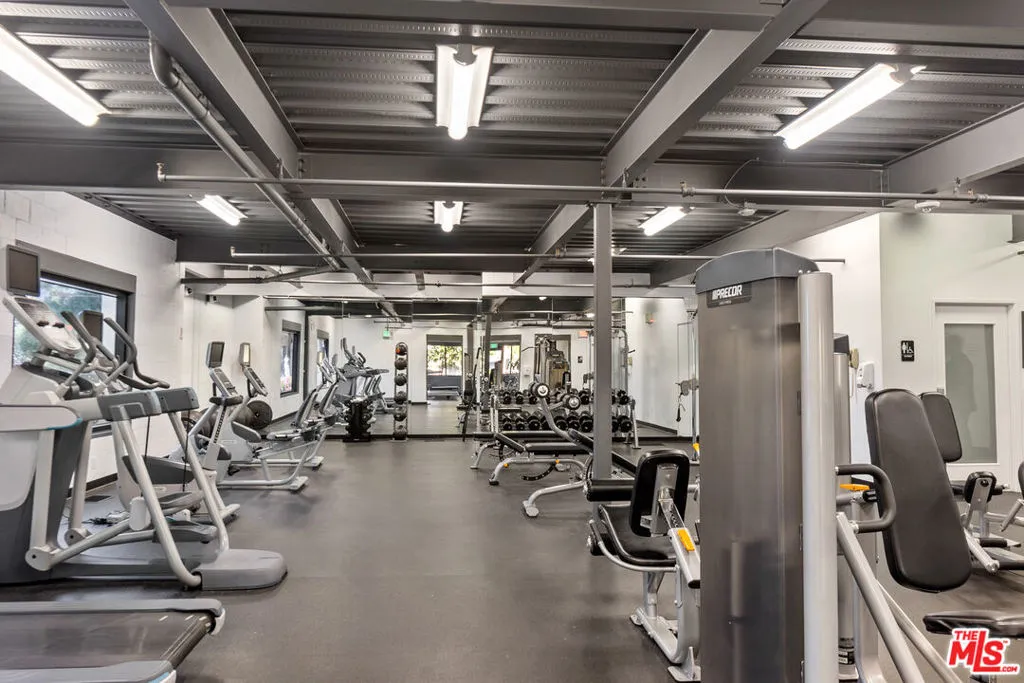 Los Angeles, California 90067, United States, 2 Bedrooms Bedrooms, ,3 BathroomsBathrooms,Residential,Active,36947