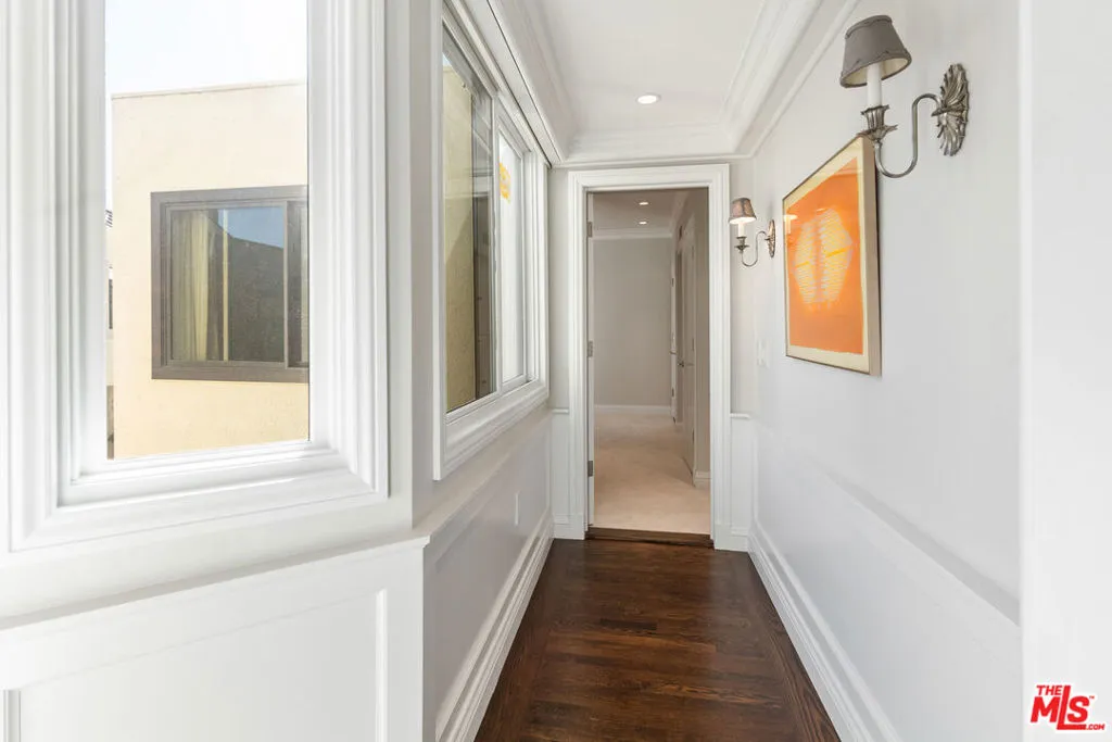 Los Angeles, California 90067, United States, 2 Bedrooms Bedrooms, ,3 BathroomsBathrooms,Residential,Active,36947