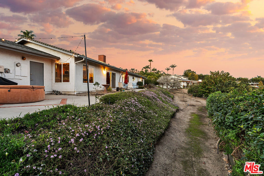 2212 Stacy Lane