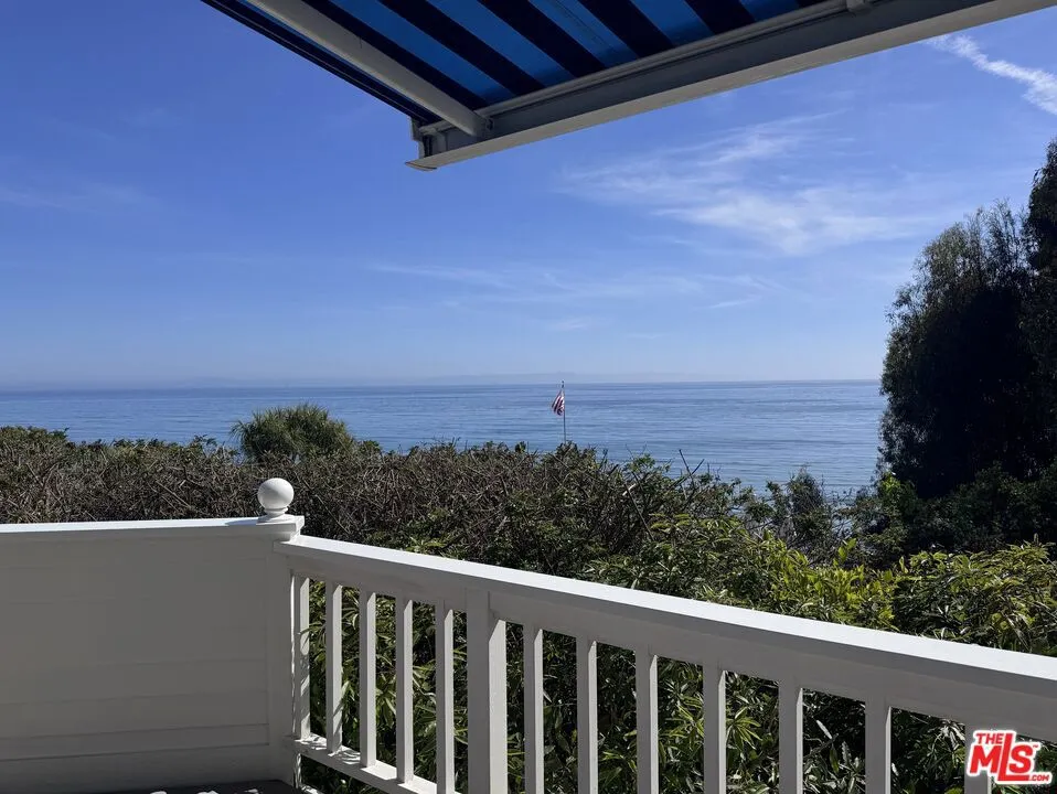 Summerland, California 93067, United States, 2 Bedrooms Bedrooms, ,3 BathroomsBathrooms,Residential,Active,19240