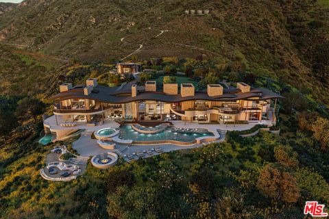 2930 Sweetwater Mesa Road Malibu CA 90265