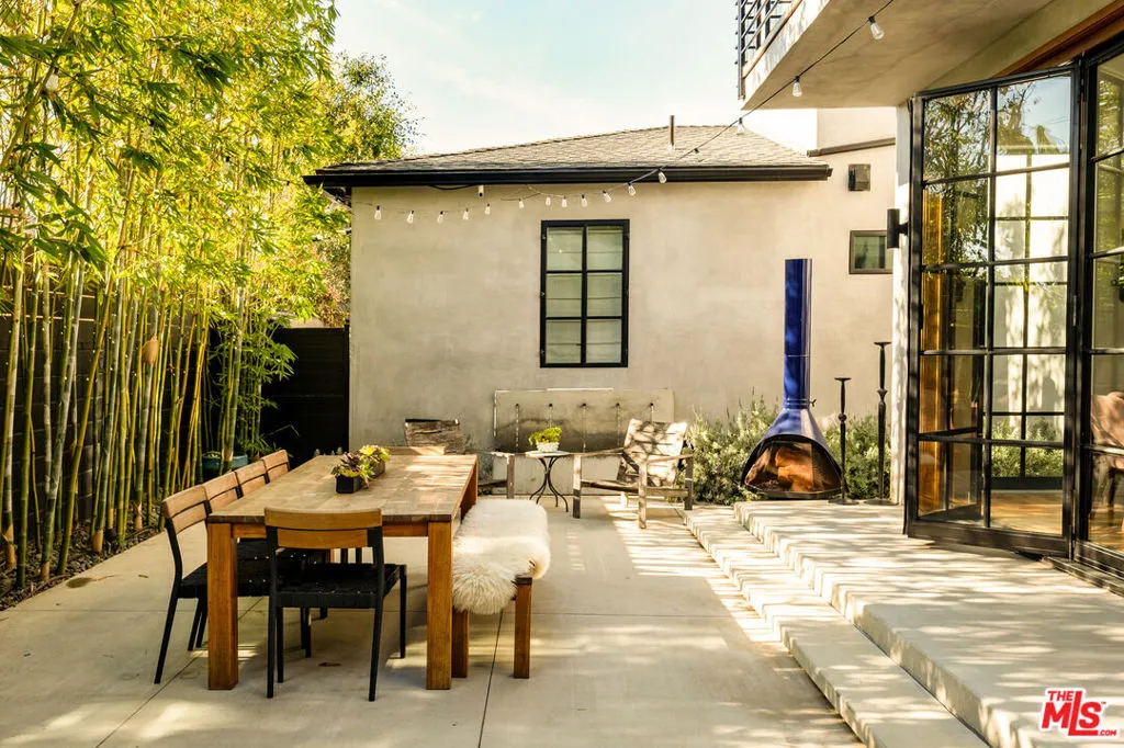 Santa Monica, California 90405, United States, 5 Bedrooms Bedrooms, ,5 BathroomsBathrooms,Residential,Active,83250