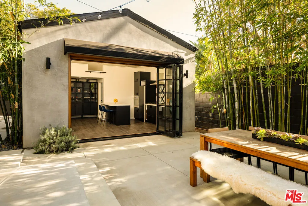 Santa Monica, California 90405, United States, 5 Bedrooms Bedrooms, ,5 BathroomsBathrooms,Residential,Active,83250