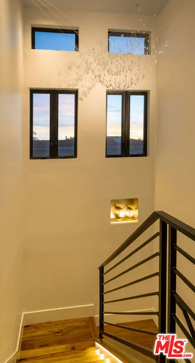 Santa Monica, California 90405, United States, 5 Bedrooms Bedrooms, ,5 BathroomsBathrooms,Residential,Active,83250