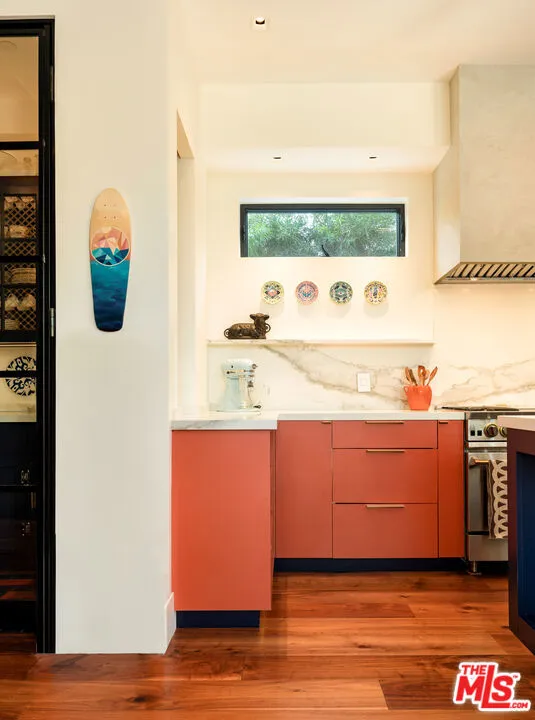 Santa Monica, California 90405, United States, 5 Bedrooms Bedrooms, ,5 BathroomsBathrooms,Residential,Active,83250