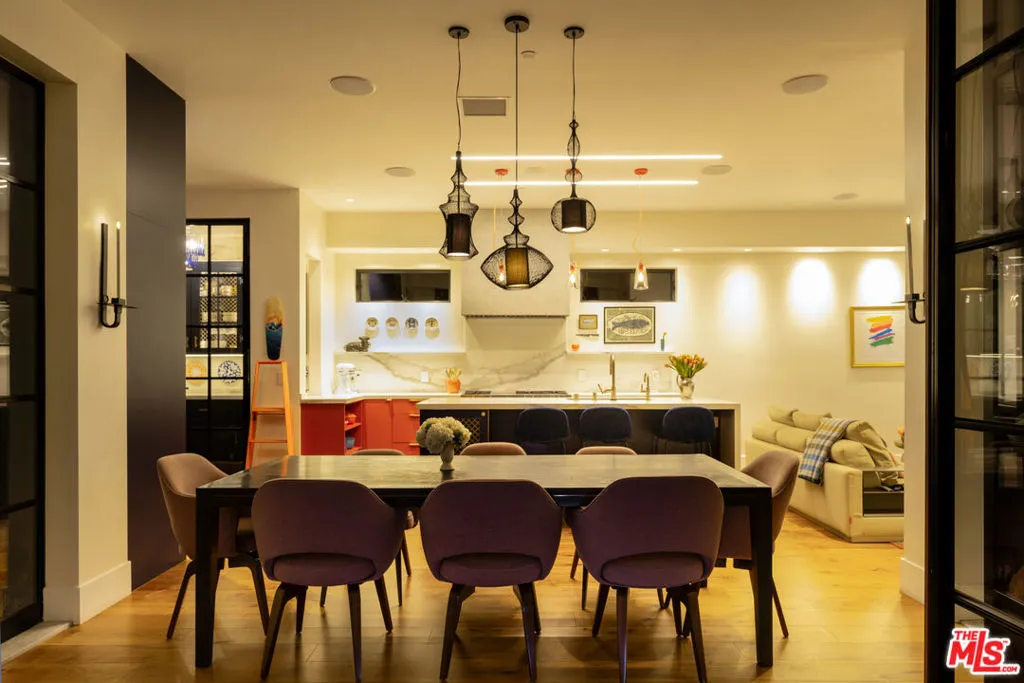 Santa Monica, California 90405, United States, 5 Bedrooms Bedrooms, ,5 BathroomsBathrooms,Residential,Active,83250