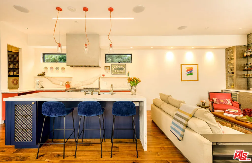 Santa Monica, California 90405, United States, 5 Bedrooms Bedrooms, ,5 BathroomsBathrooms,Residential,Active,83250