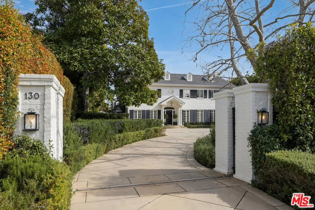 Los Angeles, California 90049, United States, 7 Bedrooms Bedrooms, ,7 BathroomsBathrooms,Residential,Active,8198