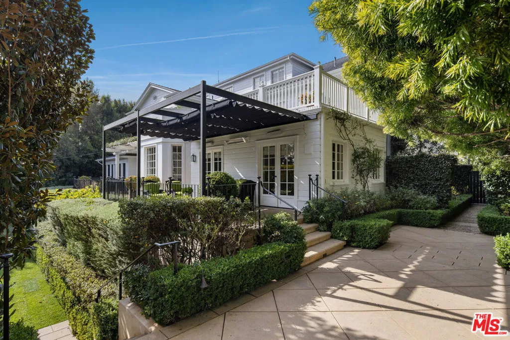 Los Angeles, California 90049, United States, 7 Bedrooms Bedrooms, ,7 BathroomsBathrooms,Residential,Active,8198