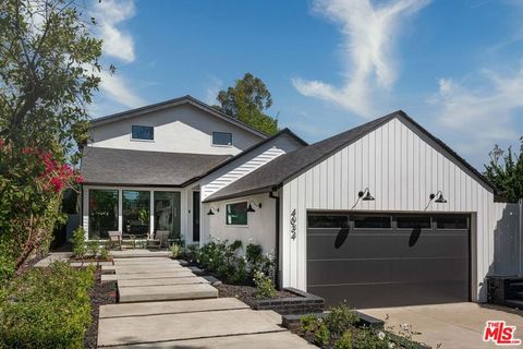 A home in Studio City