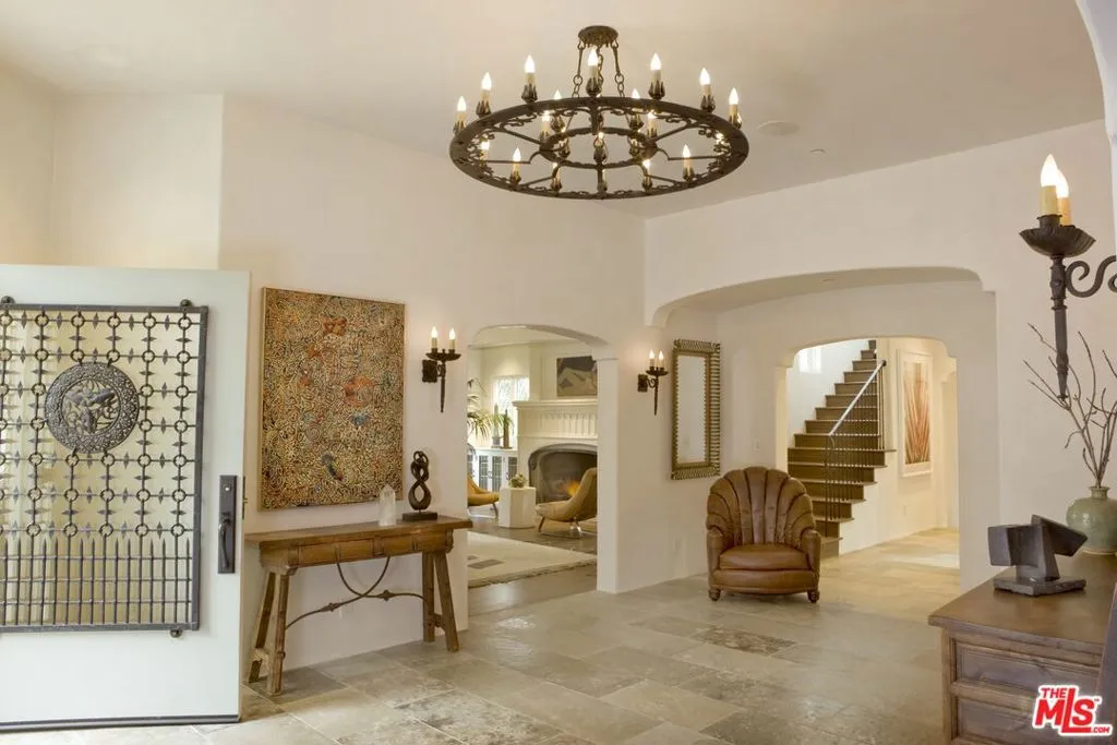 Santa Barbara, California 93108, United States, 9 Bedrooms Bedrooms, ,12 BathroomsBathrooms,Residential,Active,42558