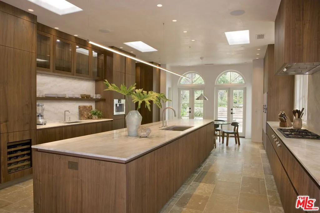 Santa Barbara, California 93108, United States, 9 Bedrooms Bedrooms, ,12 BathroomsBathrooms,Residential,Active,42558