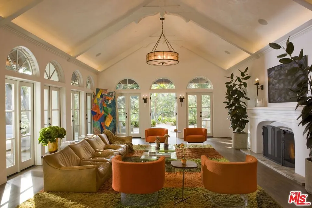 Santa Barbara, California 93108, United States, 9 Bedrooms Bedrooms, ,12 BathroomsBathrooms,Residential,Active,42558