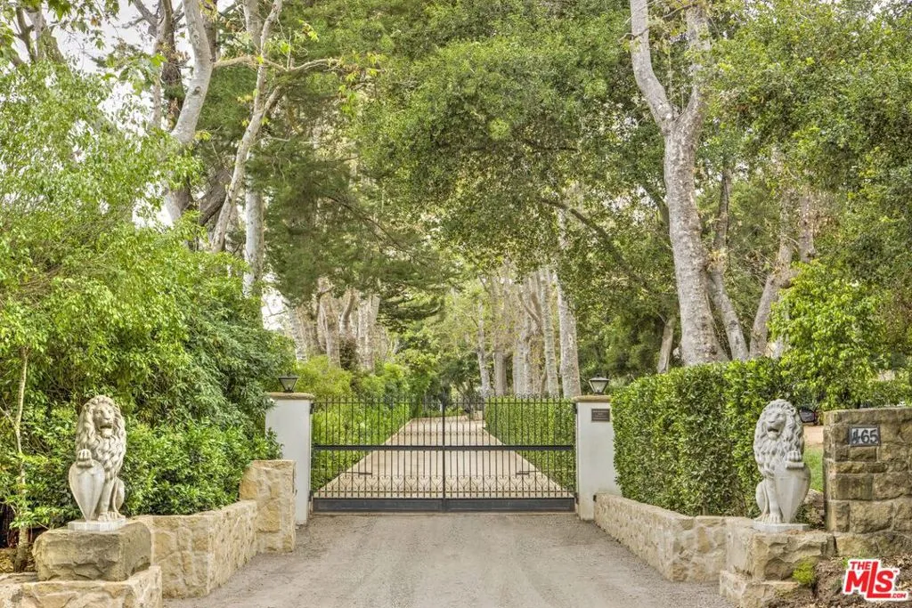 Santa Barbara, California 93108, United States, 9 Bedrooms Bedrooms, ,12 BathroomsBathrooms,Residential,Active,42558