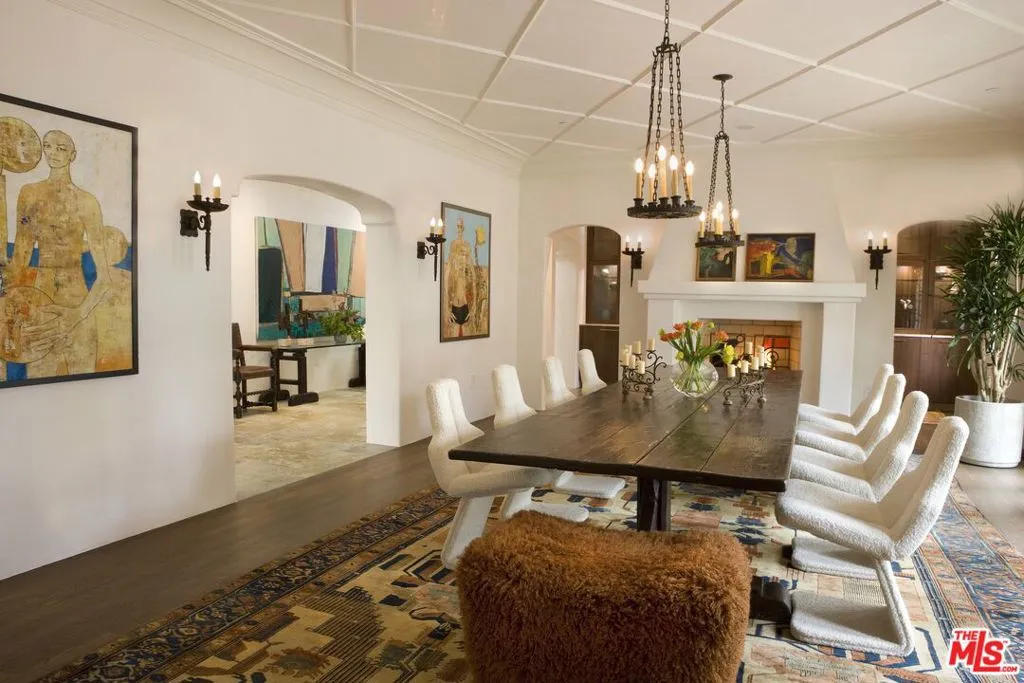 Santa Barbara, California 93108, United States, 9 Bedrooms Bedrooms, ,12 BathroomsBathrooms,Residential,Active,42558