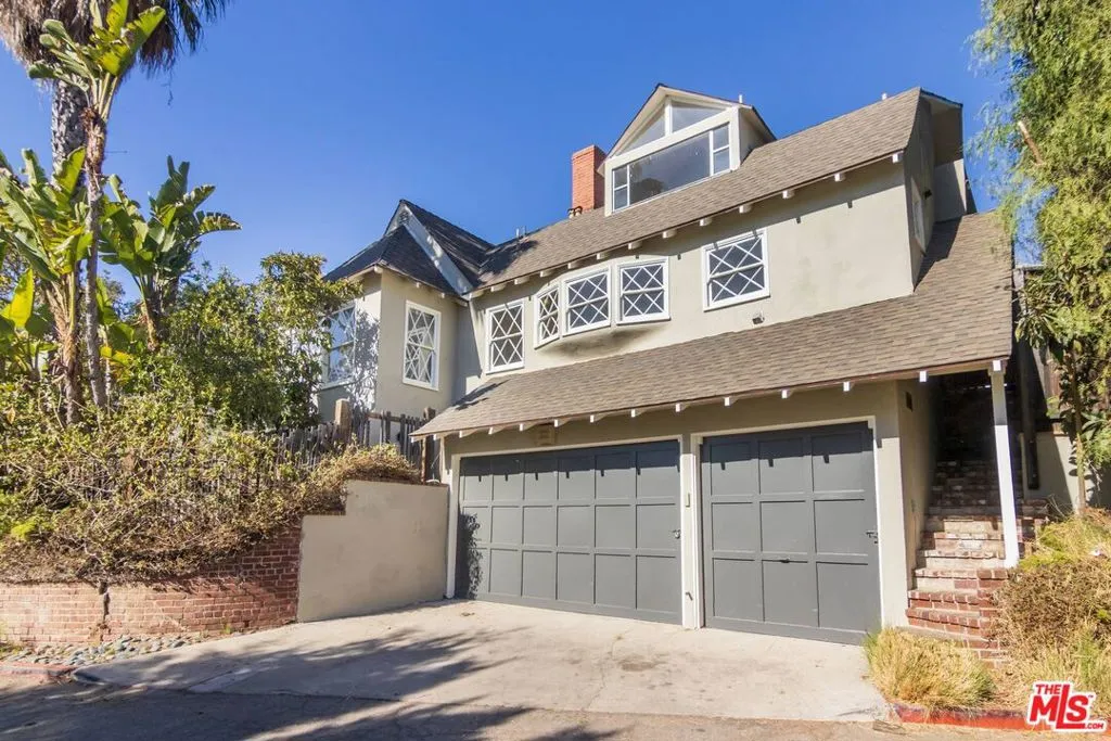 Los Angeles, California 90069, United States, 3 Bedrooms Bedrooms, ,4 BathroomsBathrooms,Residential,Active,16313