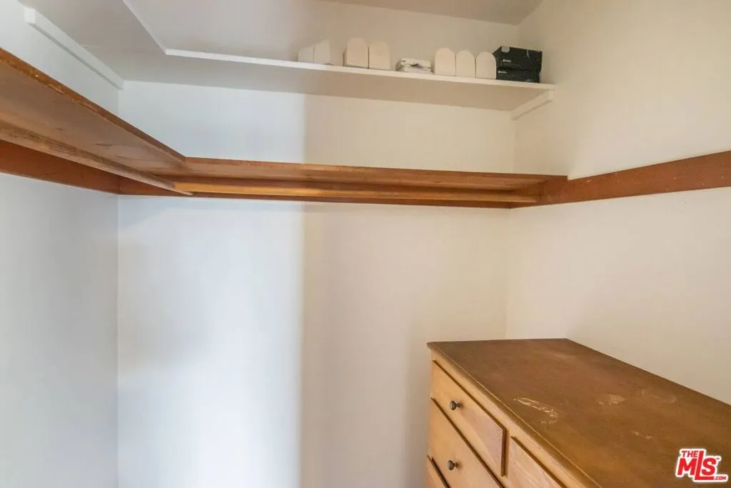 Los Angeles, California 90069, United States, 3 Bedrooms Bedrooms, ,4 BathroomsBathrooms,Residential,Active,16313