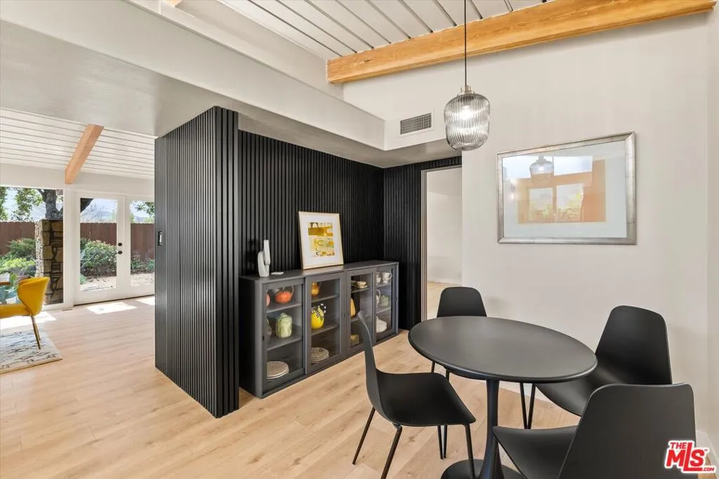 Ojai, California 93023, United States, 4 Bedrooms Bedrooms, ,3 BathroomsBathrooms,Residential,Active,3249