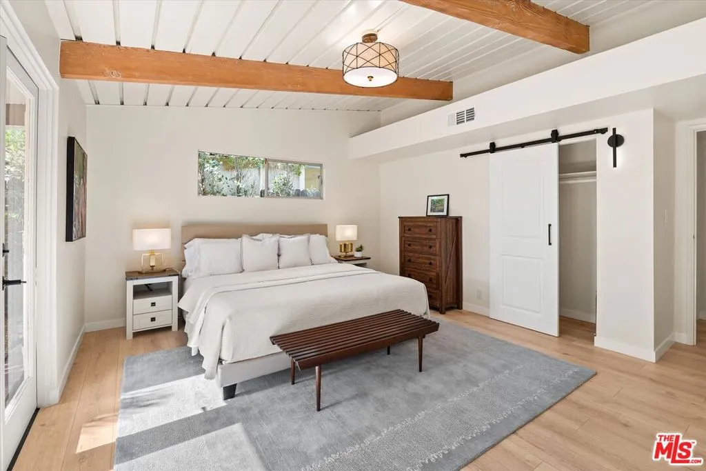 Ojai, California 93023, United States, 4 Bedrooms Bedrooms, ,3 BathroomsBathrooms,Residential,Active,3249