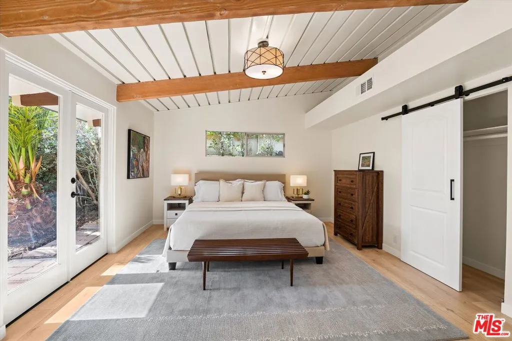 Ojai, California 93023, United States, 4 Bedrooms Bedrooms, ,3 BathroomsBathrooms,Residential,Active,3249
