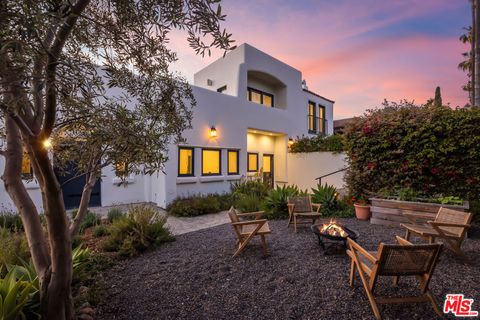 Single Family Residence in Los Angeles CA 1349 Laveta Terrace.jpg