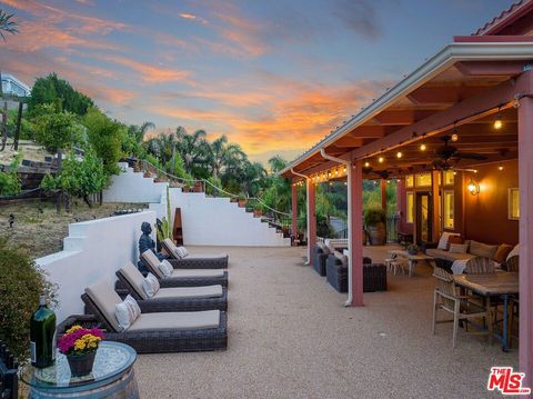 A home in Woodland Hills