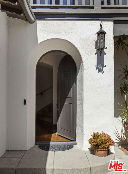 Properties 3 10625 Blythe Avenue