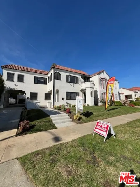MLS: 25511753