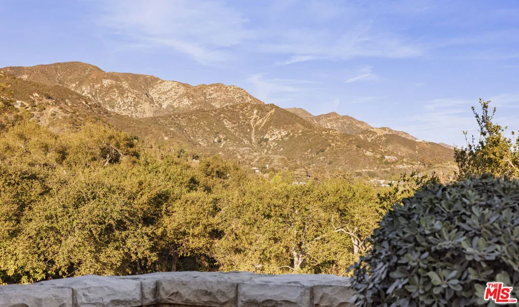 Santa Barbara, California 93108, United States, 4 Bedrooms Bedrooms, ,6 BathroomsBathrooms,Residential,Active,102182