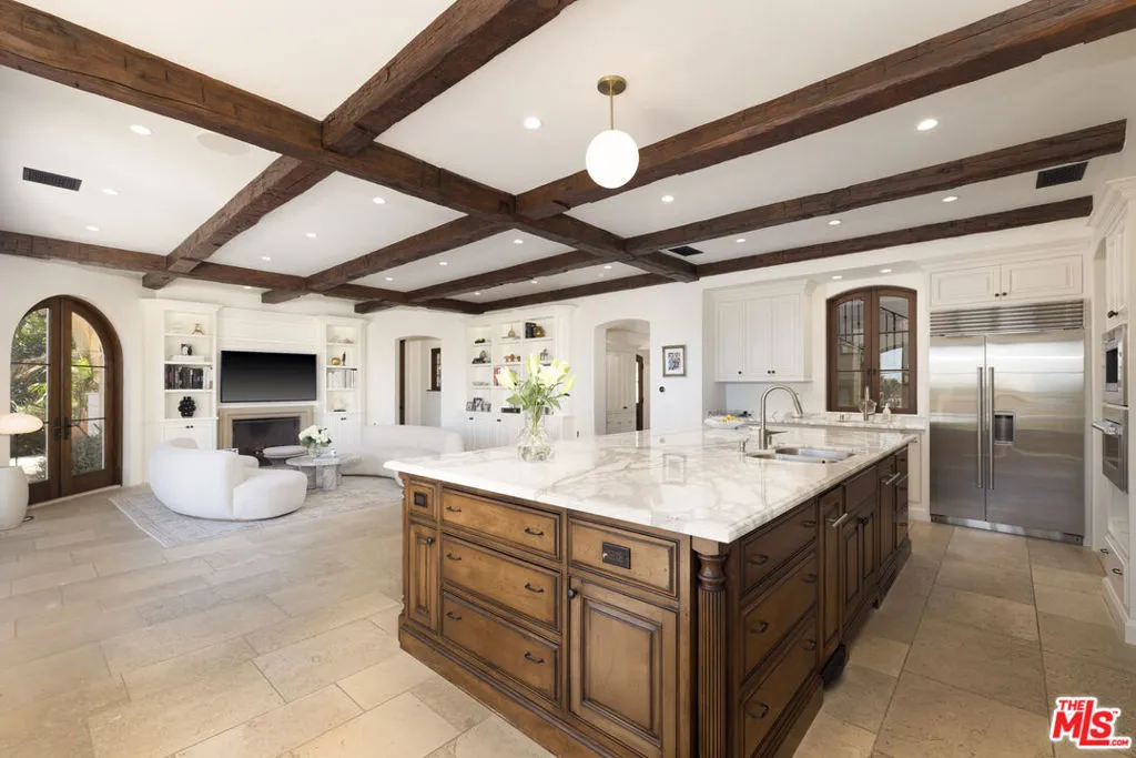 Santa Barbara, California 93108, United States, 4 Bedrooms Bedrooms, ,6 BathroomsBathrooms,Residential,Active,102182