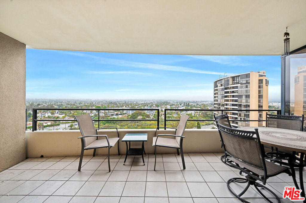 4265 Marina City Drive 917