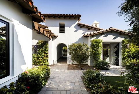 A home in La Quinta