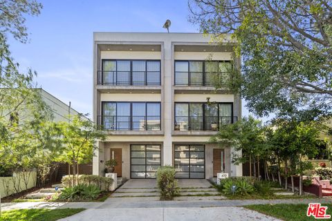 417 N Norton Avenue Los Angeles CA 90004