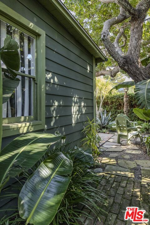 listing image 54