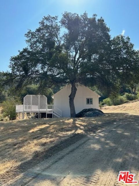 A home in Mariposa