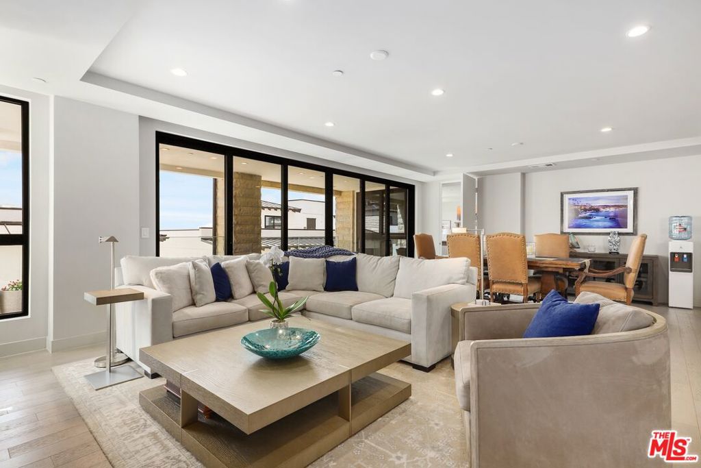 Properties 2 17322 Tramonto Drive 306