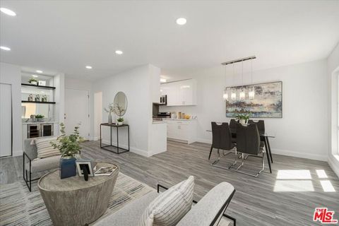 1750 Camino Palmero Street 237 Los Angeles CA 90046