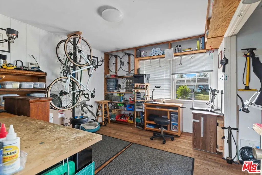 Pacific Palisades, California 90272, United States, 3 Bedrooms Bedrooms, ,2 BathroomsBathrooms,Residential,Active,28061