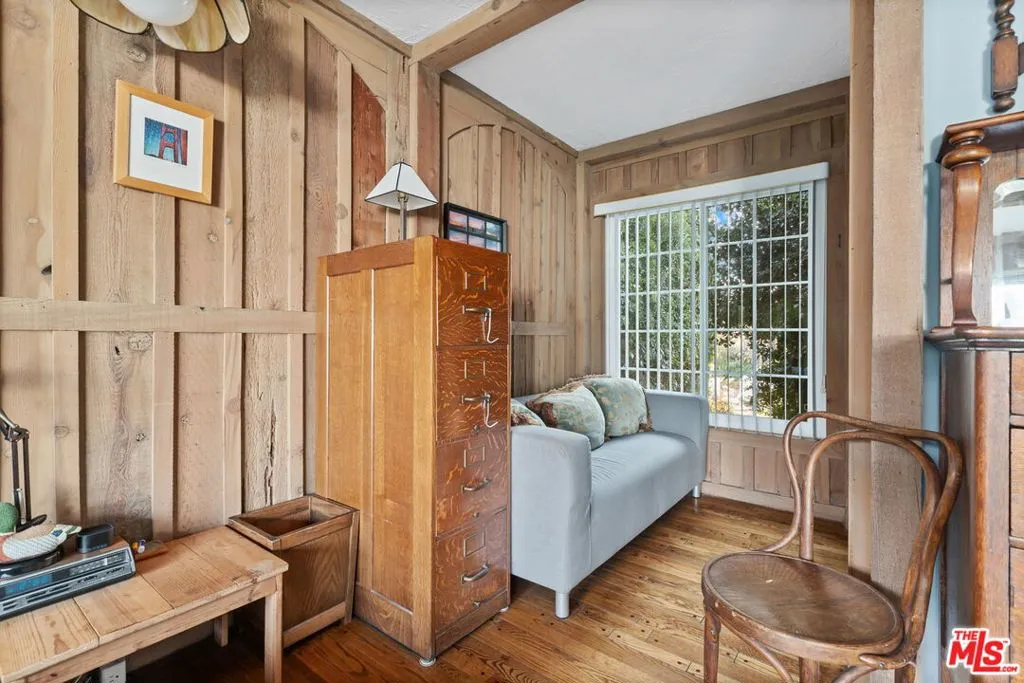 Pacific Palisades, California 90272, United States, 3 Bedrooms Bedrooms, ,2 BathroomsBathrooms,Residential,Active,28061