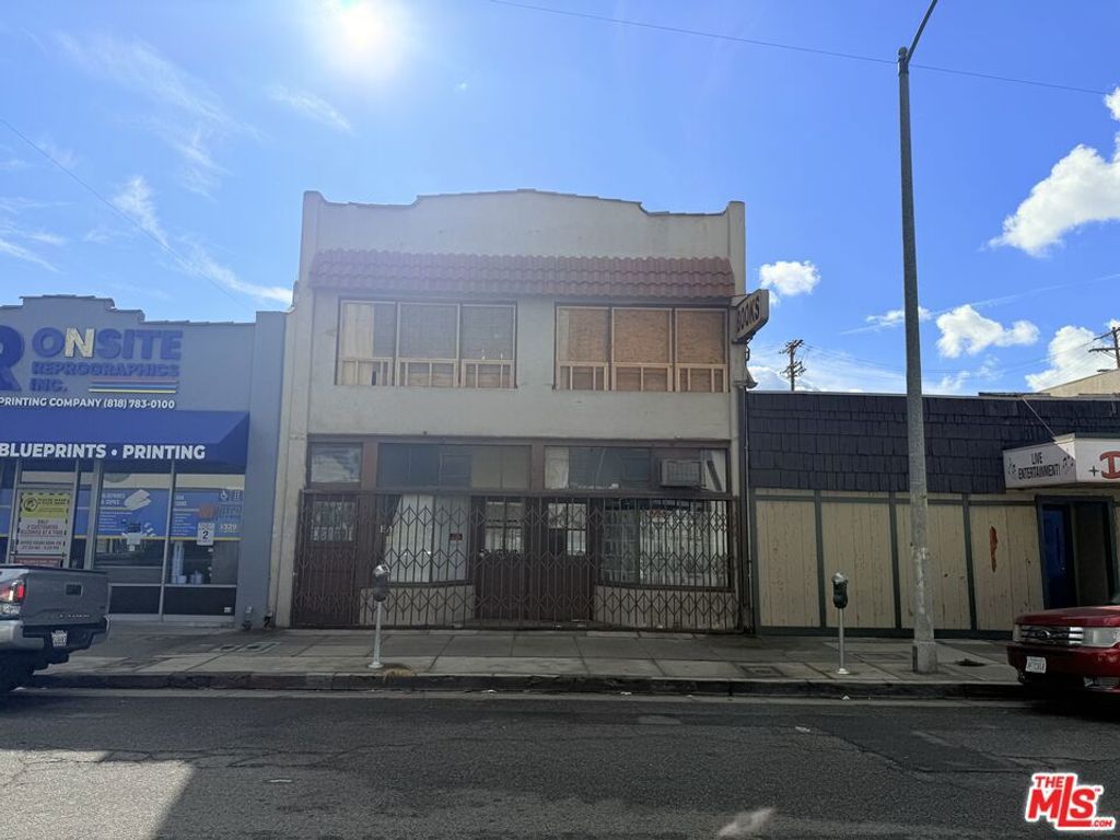 listing image 0