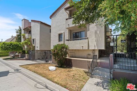 A home in North Hollywood