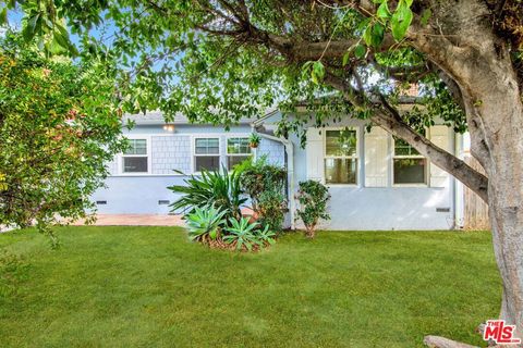 A home in North Hollywood