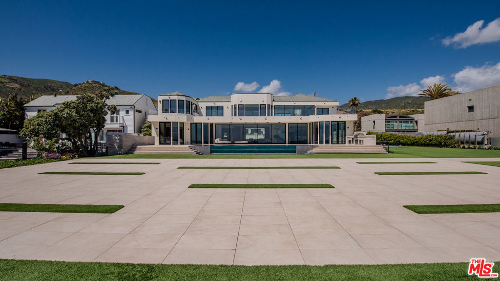 Properties 1 31100 Broad Beach Road