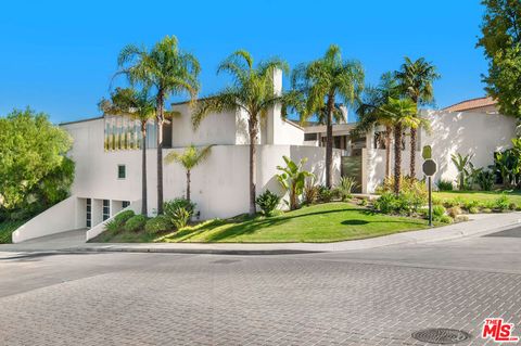 11975 Crest Place Beverly Hills CA 90210